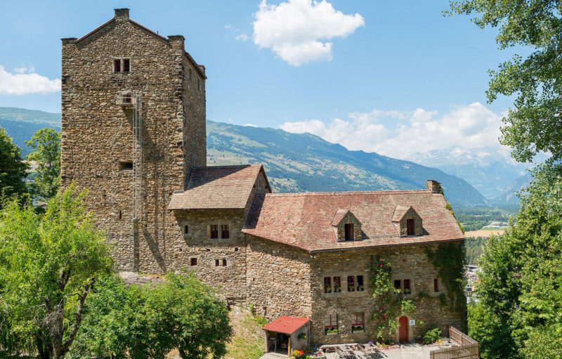 Jugendherberge_Herbergen_in_Burgen_SILS__©Mischa_Scherrer_2250x1160px