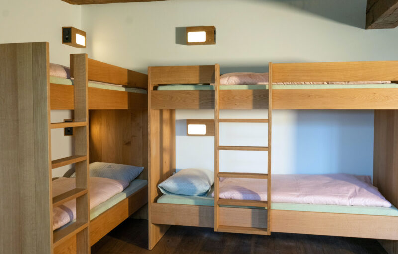 JH_Burgdorf_Zimmer_4_6_Bettzimmer_02_lauragargiulo_web